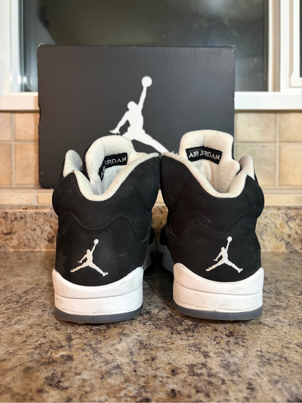 Jordan 5 Oreo - Picture 2 of 6